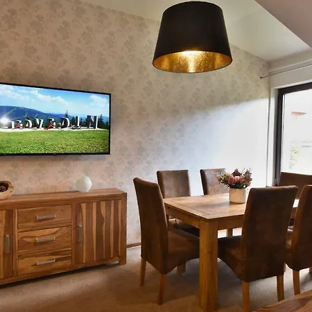 Lucni Dum Appartement